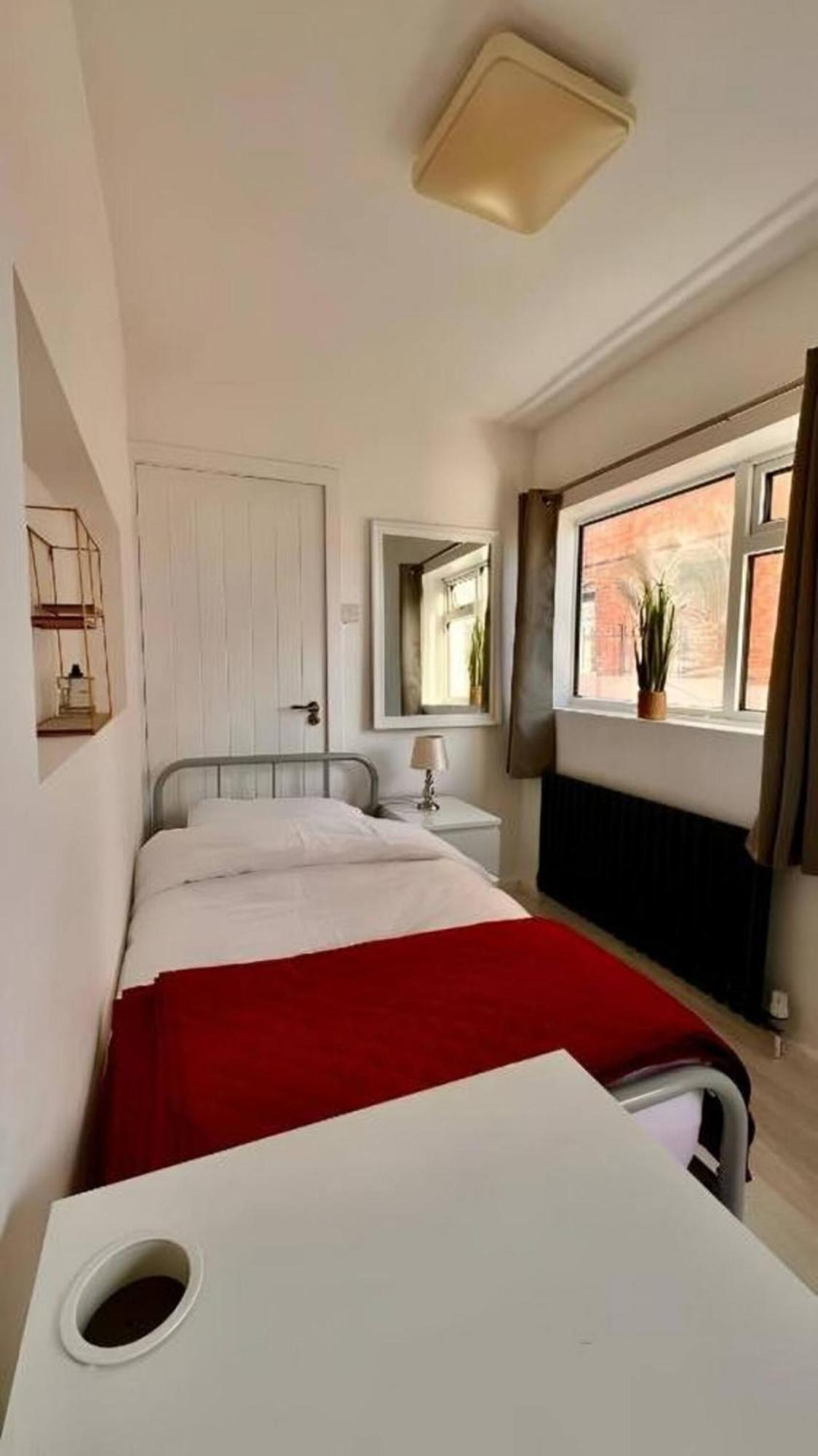 Private Single Room With Ensuite In Chorlton Manchester Luaran gambar